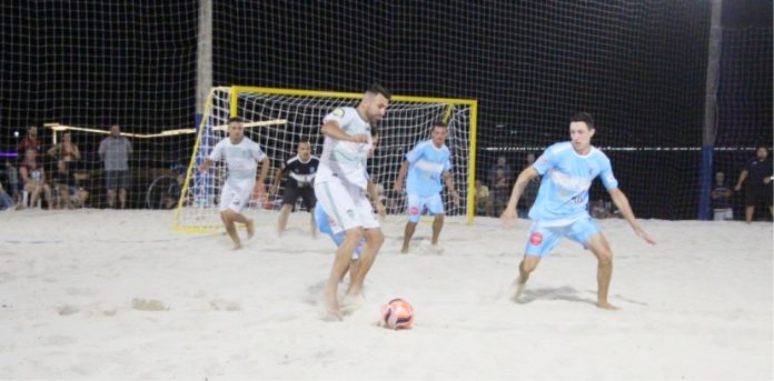 Porto Belo dá início ao Campeonato de Futebol de Areia