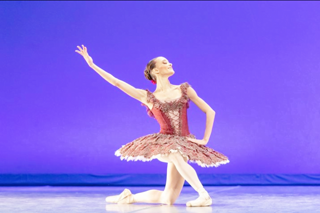Bailarinos que já foram destaque no Festival de Dança de Joinville representam o Brasil no Prix de Lausanne, na Suíça 1 image 2