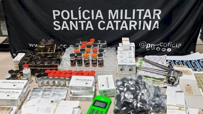 Anabolizantes e substâncias com propriedades abortivas são apreendidas em Canoinhas