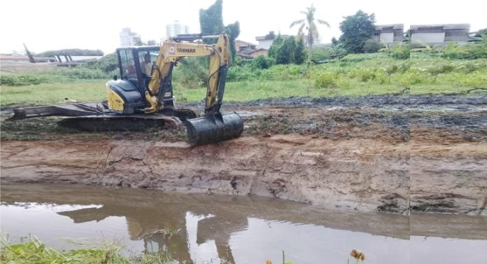 Defesa Civil segue com trabalho de limpeza e desassoreamento