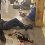 Ataque a tiros no Metro de Nova York deixa ao menos 16 feridos