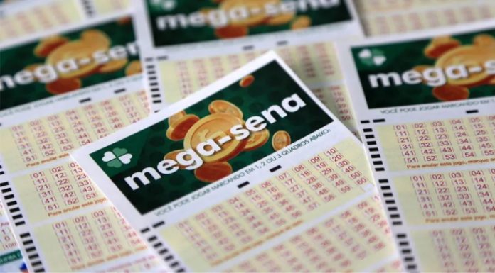 Mega-Sena acumula e deve pagar R$ 36 milhões no sorteio de terça-feira