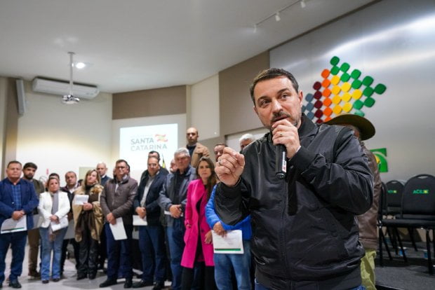 Em Lages, Carlos Moisés confirma investimentos de R$ 203 milhões nos municípios serranos