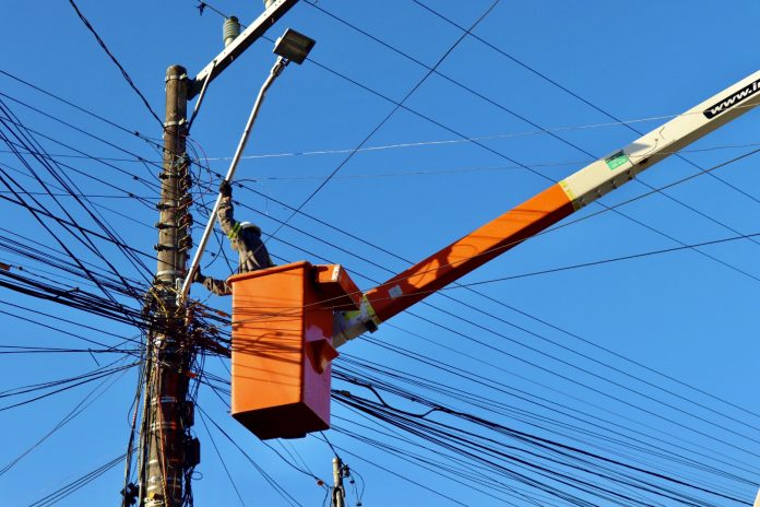 Balneário Camboriú chega a marca de 3700 lâmpadas de LED instaladas