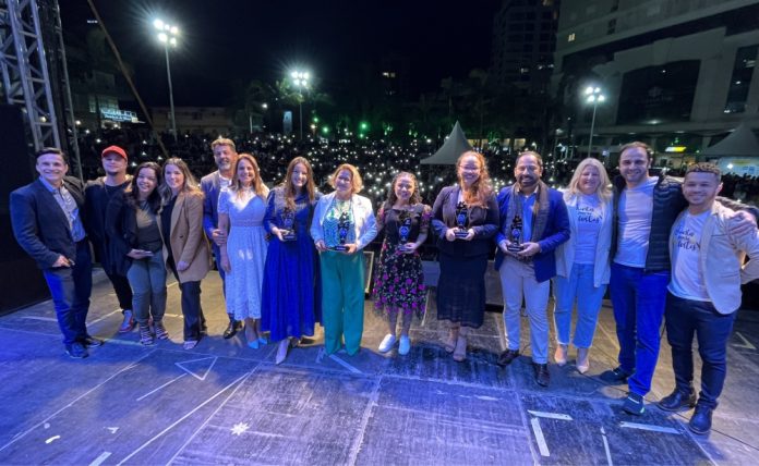 1º Festival de Música Cristã encerra com escolha da campeã e show nacional da cantora Fernanda Brum