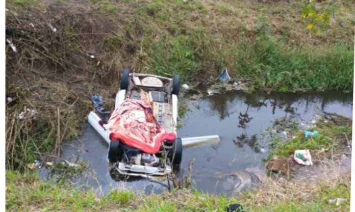 Motorista bate em mureta, atropela e mata morador de rua em Florianópolis