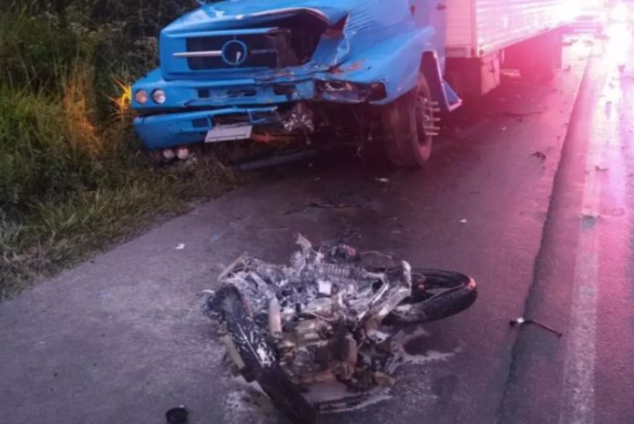 Motociclista morre em grave acidente na Serra Dona Francisca, em São Bento do Sul