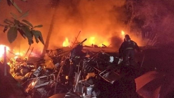 Policiais militares salvam idoso de incêndio em Joinville