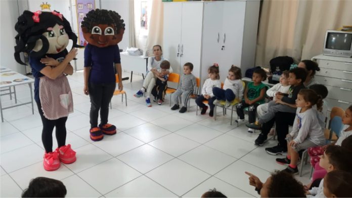 Cuidados em relação ao abuso sexual é abordado de forma lúdica com alunos do NDI Clube do Cebolinha