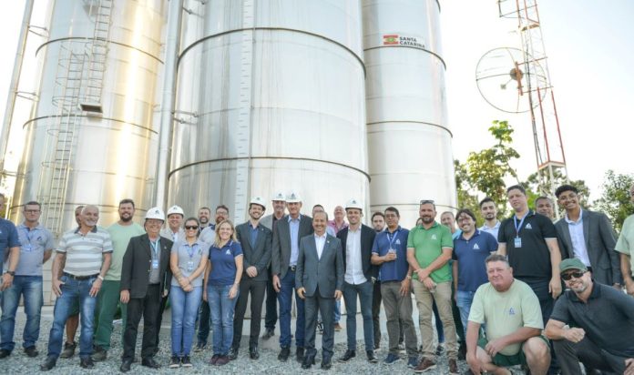 Governador inaugura quatro reservatórios de água da Casan em Barra Velha, no Litoral Norte