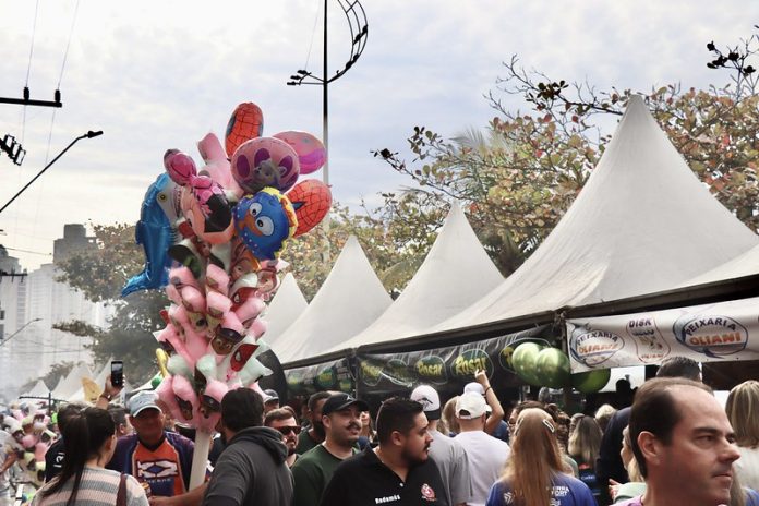 Festa dos Amigos é neste sábado na Avenida Atlântica