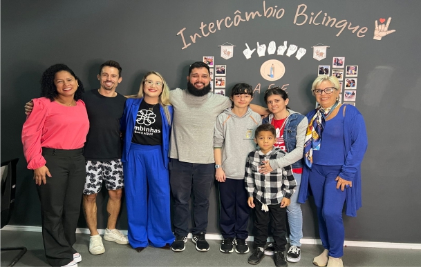 Projeto que promove Inclusão e Intercâmbio Bilíngue une estudantes surdos de Bombinhas e Porto Belo