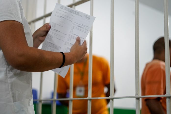 Santa Catarina tem 11,6 mil detentos inscritos no Exame Nacional para Certificação de Competências de Jovens e Adultos