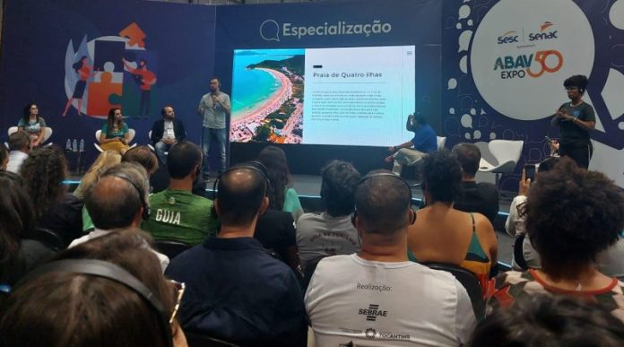 BOMBINHAS APRESENTA ‘CASE’ BANDEIRA AZUL NA ABAV EXPO 2023