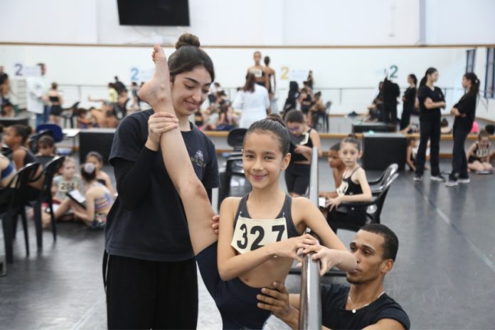 Bolshoi Joinville divulga lista de aprovados em grande seleção nacional