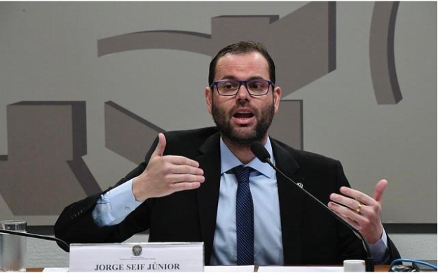 TRE-SC rejeita pedido de cassação e Jorge Seif segue no Senado