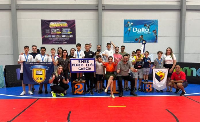 Cerimônia marca entrega de medalhas aos vencedores do JEI 2023