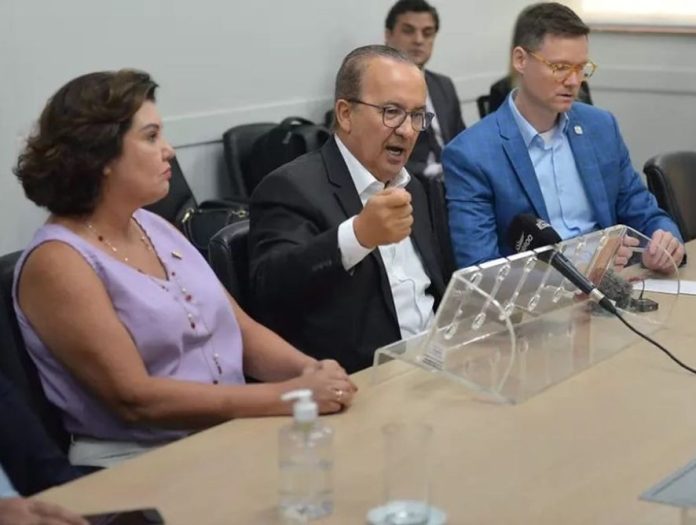 Pelo Estado 13-12_ Pacote tributário em tramitação na Alesc