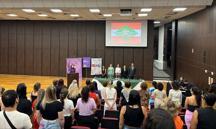 Seminário discute ações para o enfrentamento da violência contra a mulher em Santa Catarina