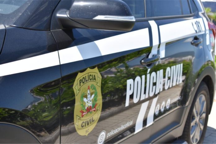 Prefeito de Santo Amaro da Imperatriz e ex-gestor são alvos de investigação policial