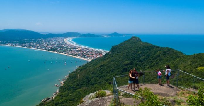 Bombinhas permanece no topo do mapa do turismo brasileiro