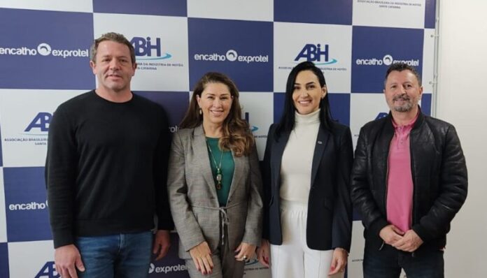 ABIH-SC anuncia nova diretoria com Margot Libório à frente