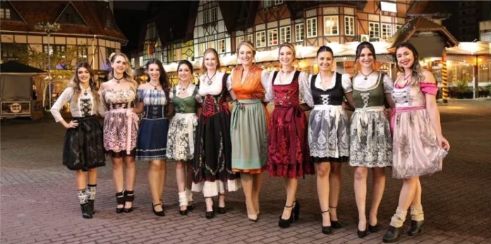 Realeza da Oktoberfest Blumenau 2025- 10 finalistas são selecionadas para etapa decisiva