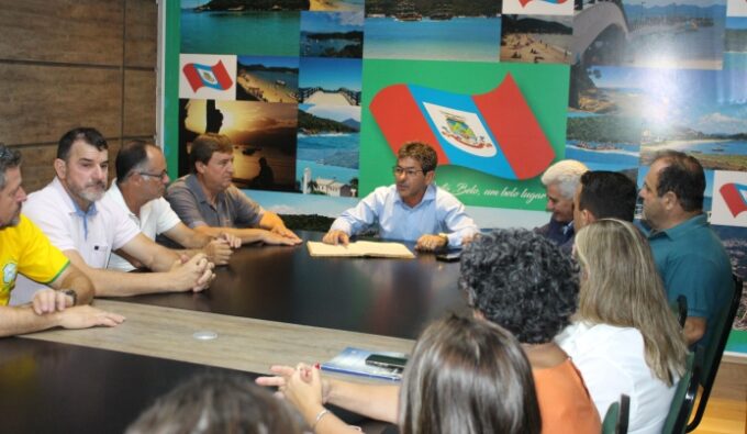 Ailto Neckel assume prefeitura de Porto Belo interinamente por dez dias