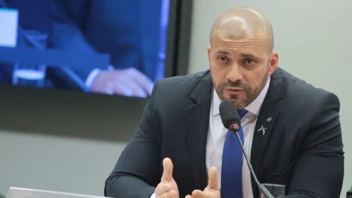 Daniel Silveira é preso novamente após descumprir medidas judiciais
