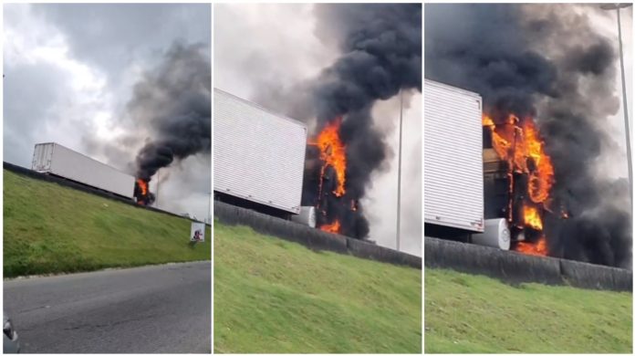 Incêndio em carreta causa congestionamento na BR-101 em Balneário Camboriú