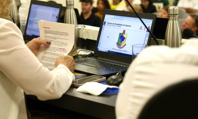 Câmara de Itapema reavalia regras para Patinetes Elétricos após veto parcial do executivo
