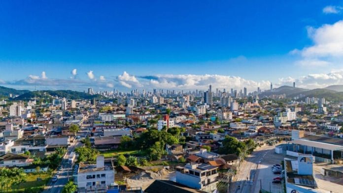 Camboriú celebra 141 anos com programação diversificada e Festa dos Amigos