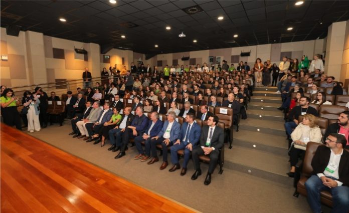 Itapema fortalece defesa do consumidor em congresso internacional