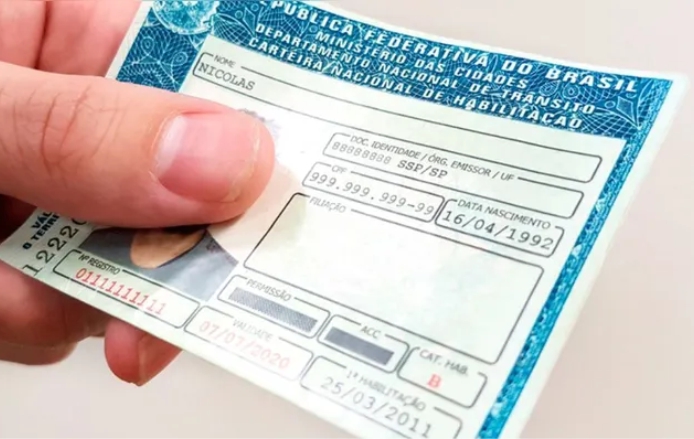 Governo planeja acabar com obrigatoriedade de aulas em autoescola para baratear CNH