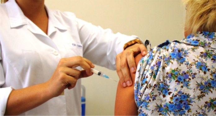 Porto Belo realiza Dia D para ampliar vacinação contra a gripe