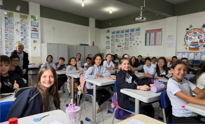 Itapema dá boas-vindas a mais de 14 mil alunos com reforço de segurança e transporte escolar