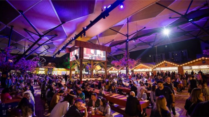 Oktoberfest Blumenau 2025 quebra recorde com mais de 67 mil visitantes em um dia