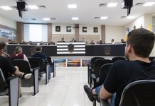 Audiência pública reúne comunidade de Itapema para debater marinas secas na orla