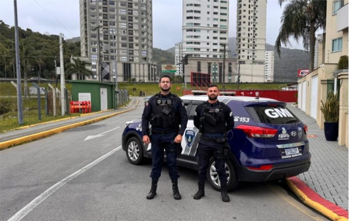 Bloqueio na Avenida Beira Mar de Itapema para 'Viva Praia' exige atenção de motoristas