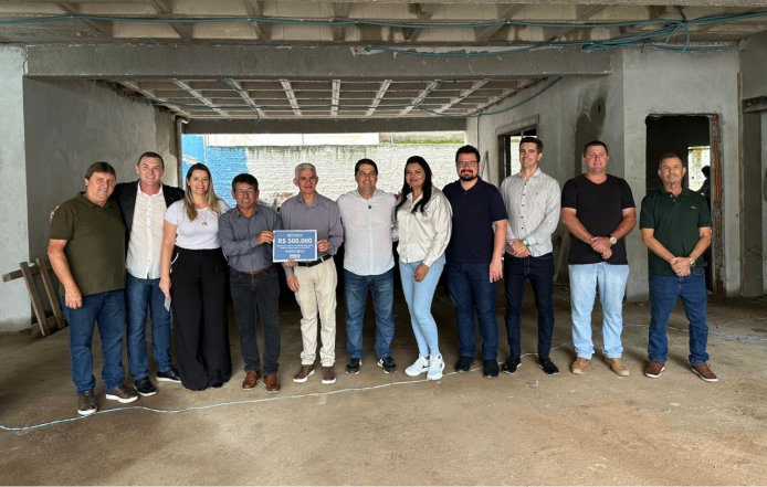 Deputado Emerson Stein destina R$ 500 mil para equipar nova escola em Porto Belo