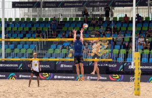 Duplas de Itapema lutam por vaga nas semifinais do Challenger de Vôlei de Praia 1 Duplas entram em quadra neste sabado em busca de vaga na semifinal