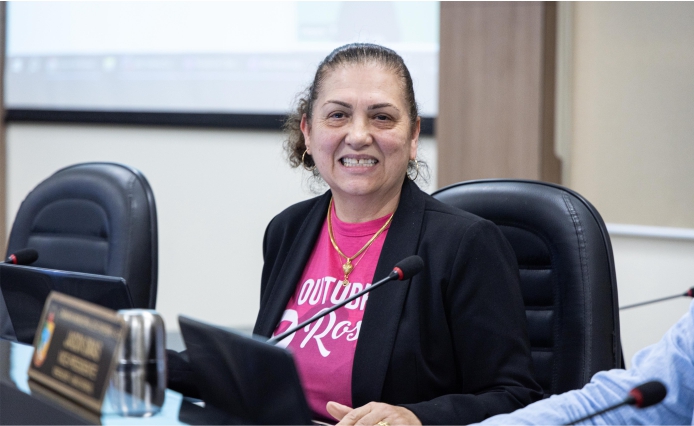 Itapema vota lei que torna permanente o Programa Vereador Mirim