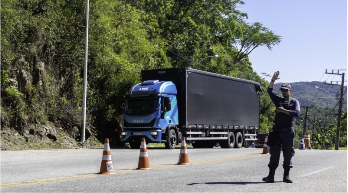 Município de Bombinhas define normas rígidas para entrada de ônibus, caminhões e betoneiras