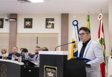 Nei Sassaki assume cadeira na Câmara de Itapema com compromisso de proximidade com a comunidade