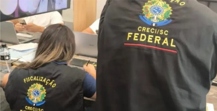 Operação em Itapema autua 31 falsos corretores no mercado imobiliário quente do litoral