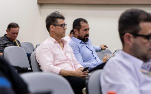 Secretarios de Planejamento e Infraestrutura Daniel de Amorim e Marcelo Correia acompanharam votacoes