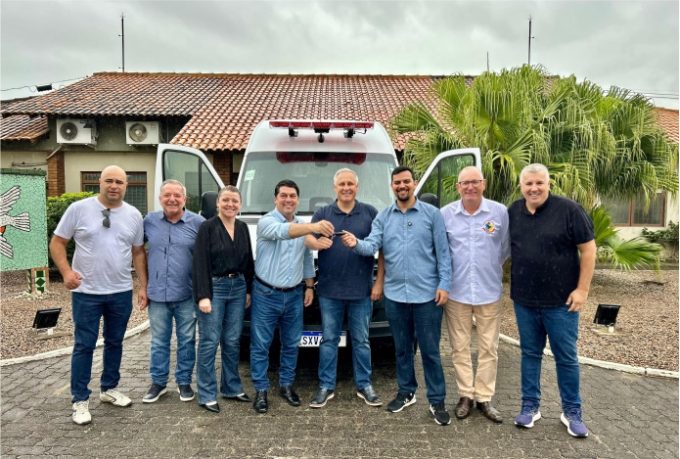 Tijucas recebe nova ambulância destinada pelo deputado Emerson Stein