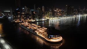 Itapema inaugura Pier Oporto