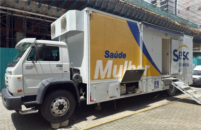 Itapema ultrapassa mil exames com Caminhão SESC e reforça cuidado à saúde da mulher