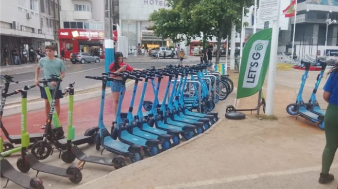 'Azuizinhos' retornam às ruas de BC com limite de uso e monitoramento em tempo real